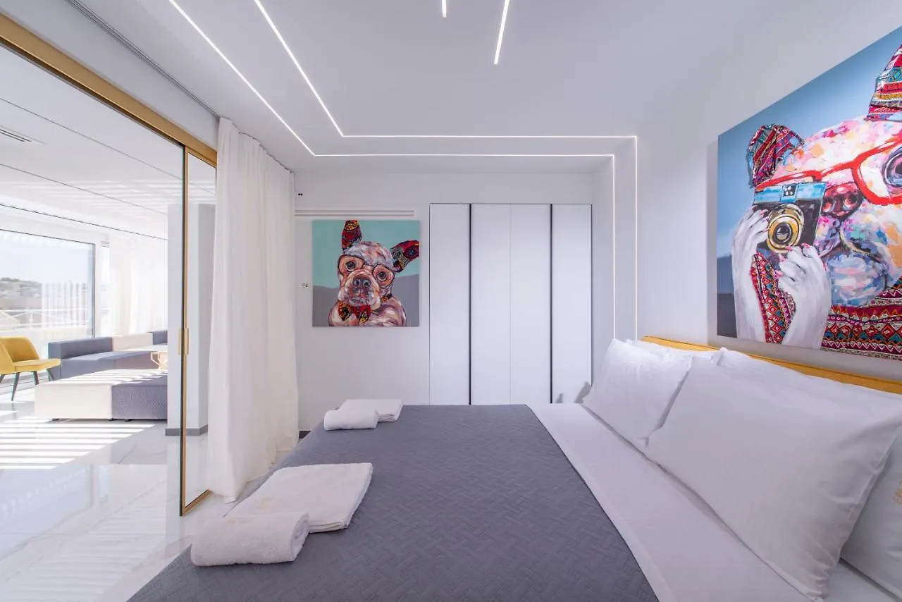 H Experience Spectacular Rooftop Loft Iraklion Appartement